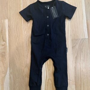NWT ✨ Little Bipsy Black Short Sleeve Baby Romper - Snap Front